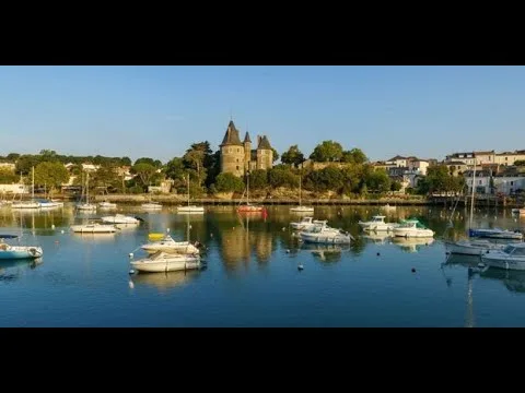 Hausse de la Taxe d’Habitation en Bretagne : Les Résidences Secondaires Rient Jaune… Ou Pas !